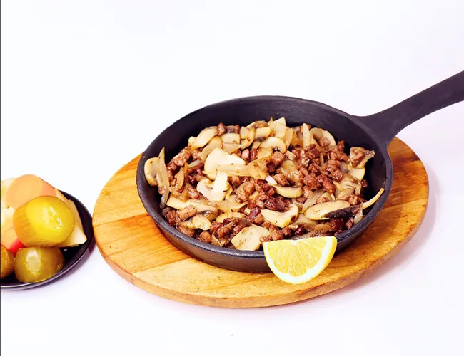 Mushroom With Meat Pan