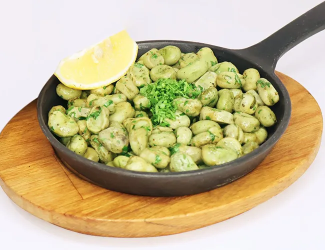Green Foul Beans With Oil