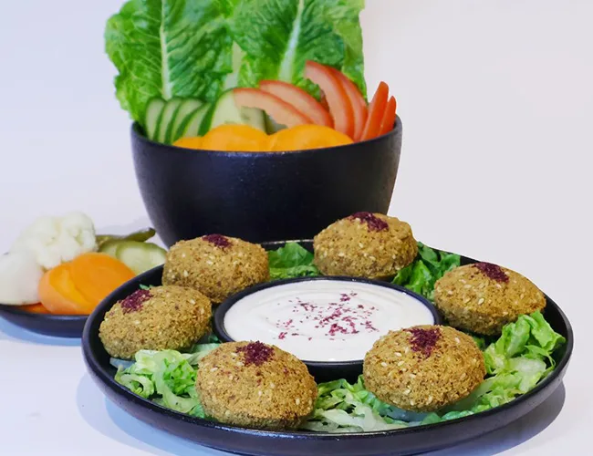 Falafel Plate 6Pcs